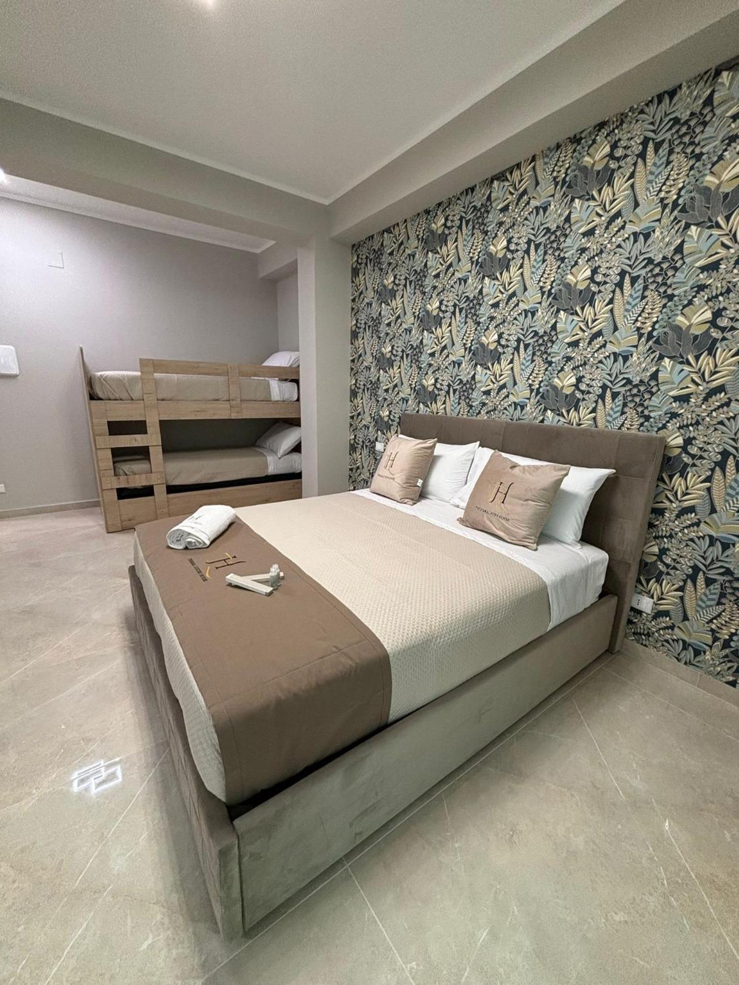 Therma Luxury House แตร์โมลิ ภายนอก รูปภาพ