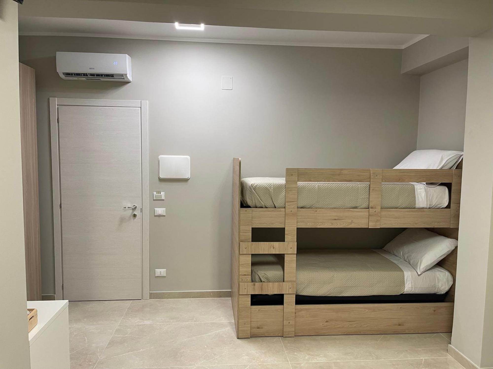 Therma Luxury House แตร์โมลิ ภายนอก รูปภาพ