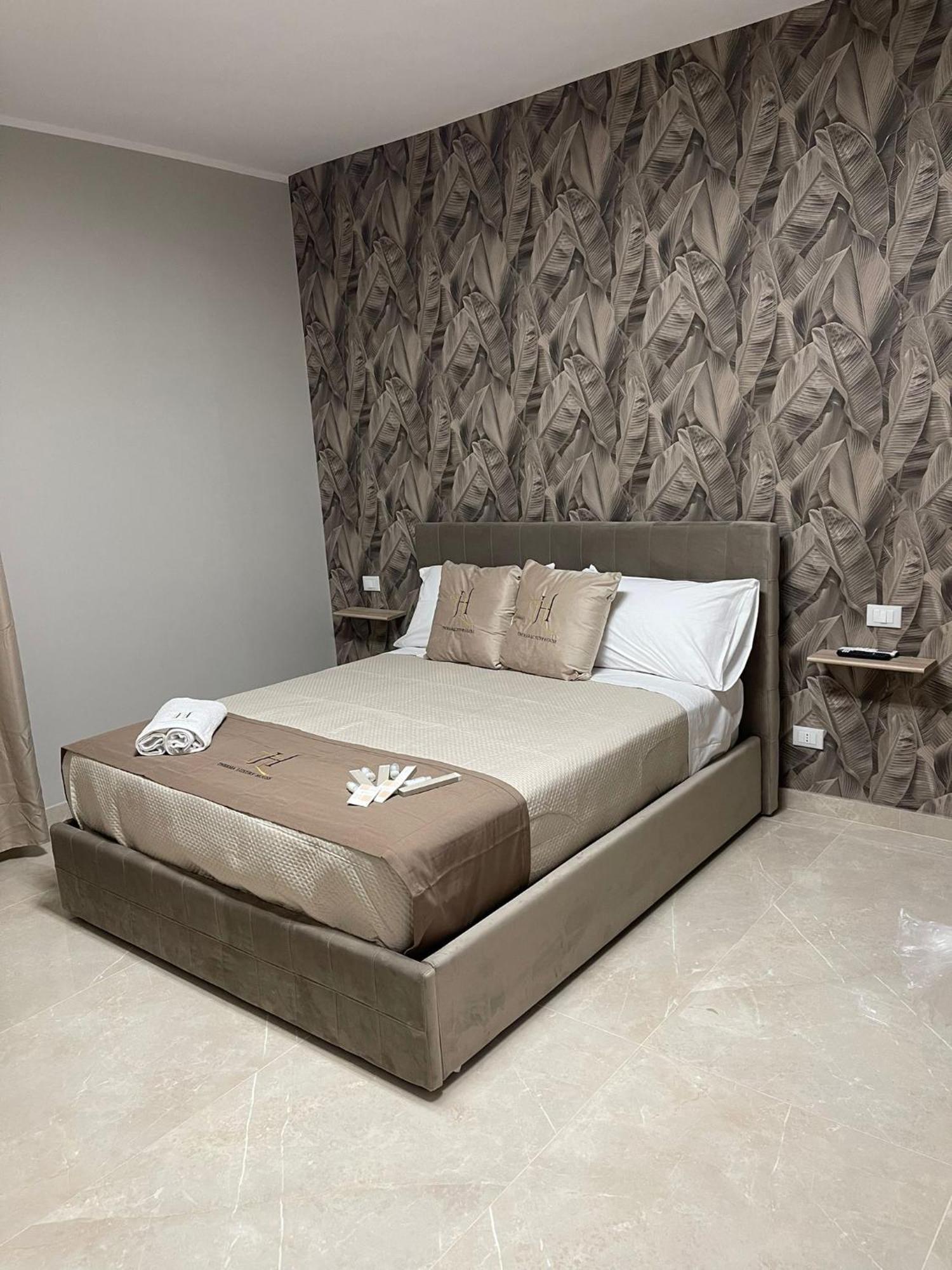 Therma Luxury House แตร์โมลิ ภายนอก รูปภาพ